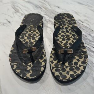 COACH NEW YORK Women’s Amel Rubber Signature Flip Flop‎ Size 7B